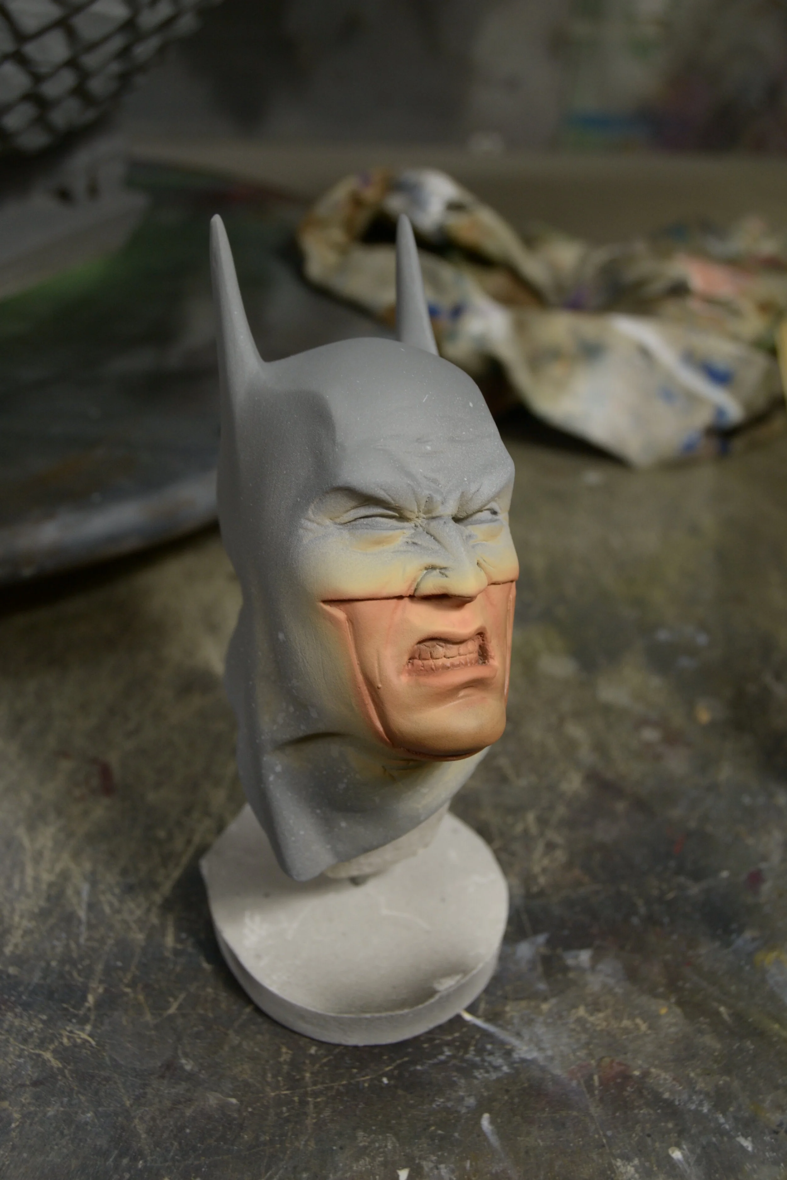 Batman Gargoyle Custom Statue — UN MUNDO A OTRA ESCALA